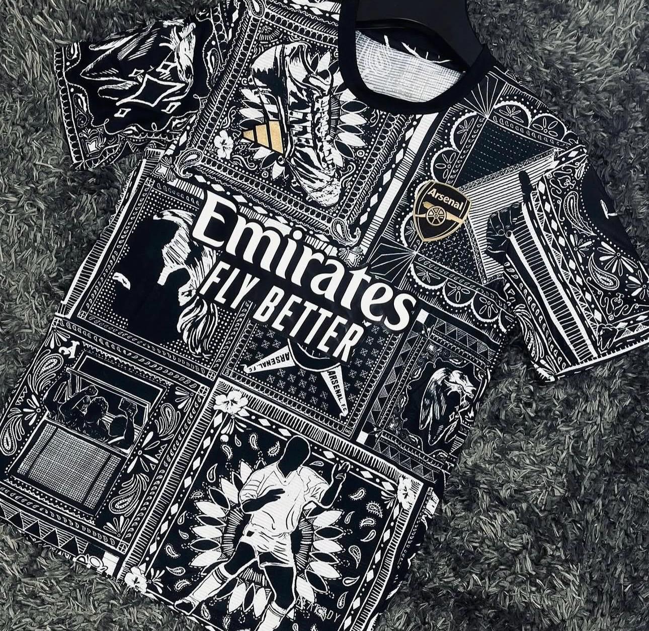 Arsenal ısınma forması