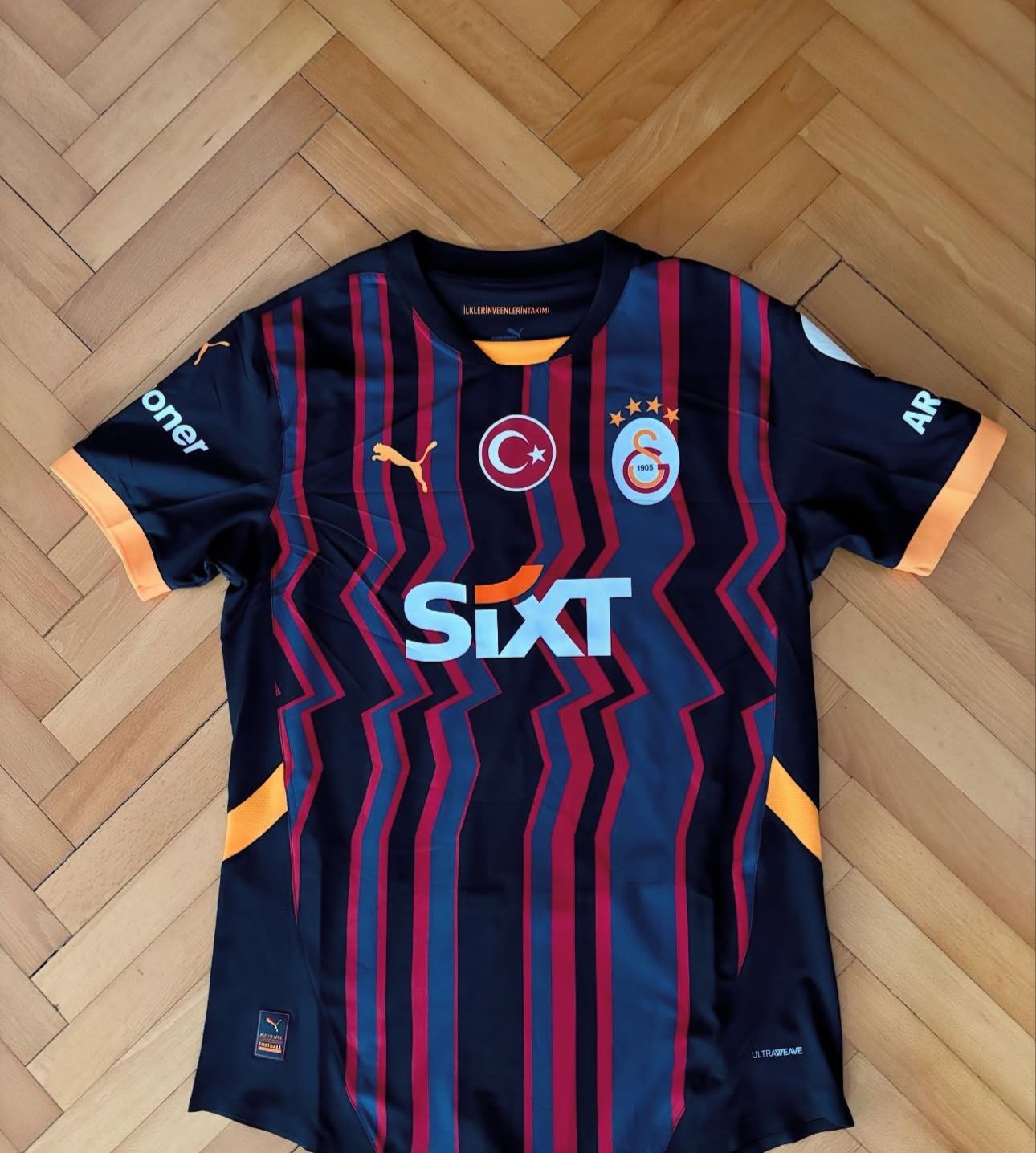 Galatasaray 2024/25 Siyah Forma