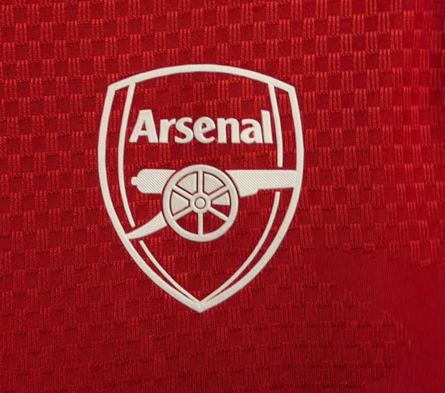 Arsenal 2027 Ev Sahibi Forma