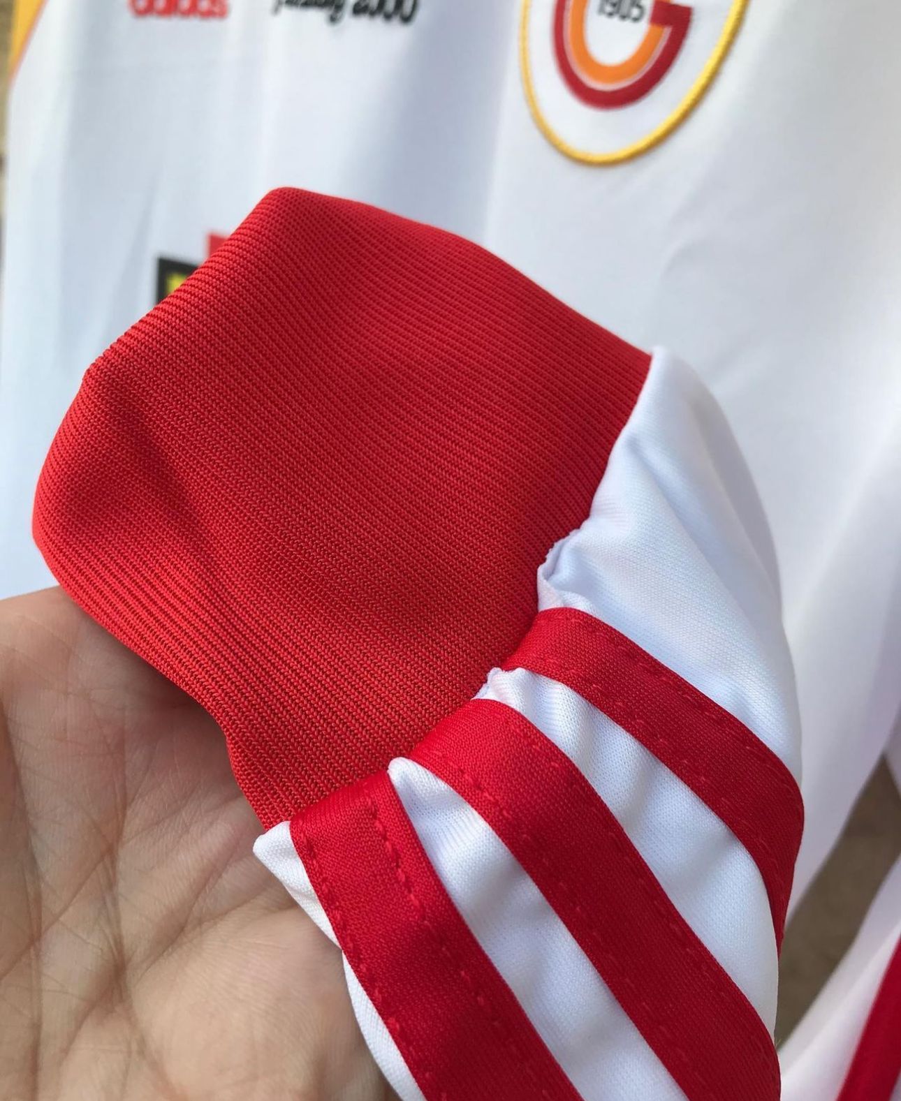 HAGİ UEFA FİNALİ BEYAZ EFSANE FORMASI