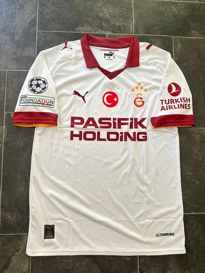Galatasaray Beyaz 2026 forma