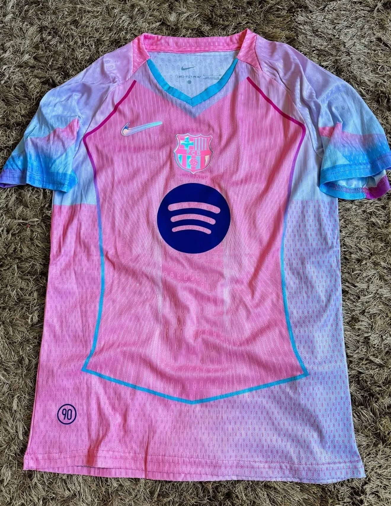 Barcelona 2026 Pink Özel Seri
