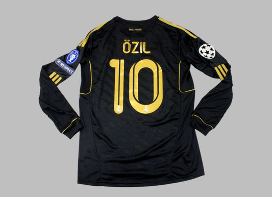 Özil Siyah 2011 Efsane Uzun Kol Forma
