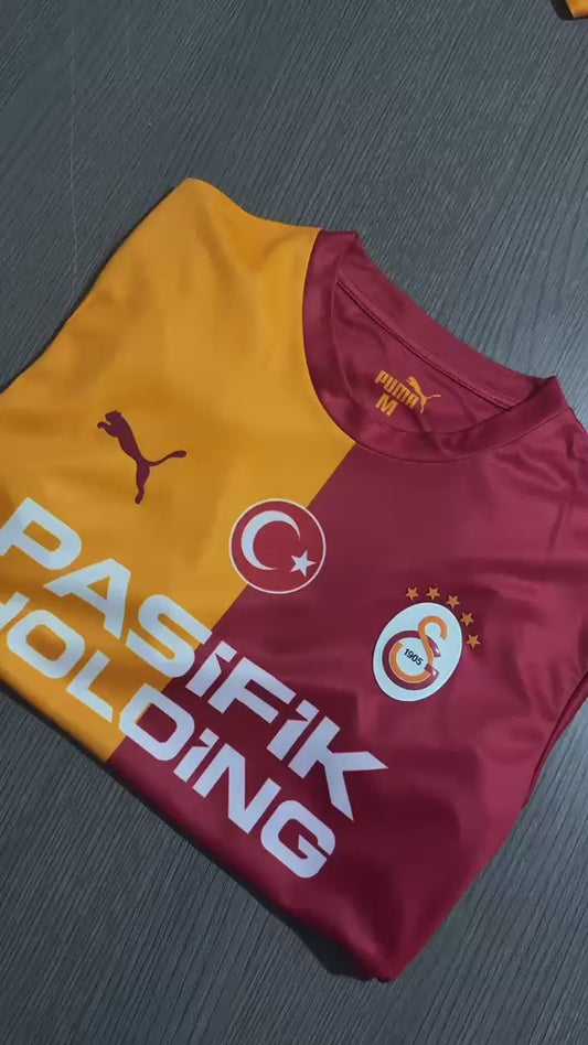 Galatasaray 2027 EV SAHİBİ FORMASI ( PROFOSYONEL KALİTE )
