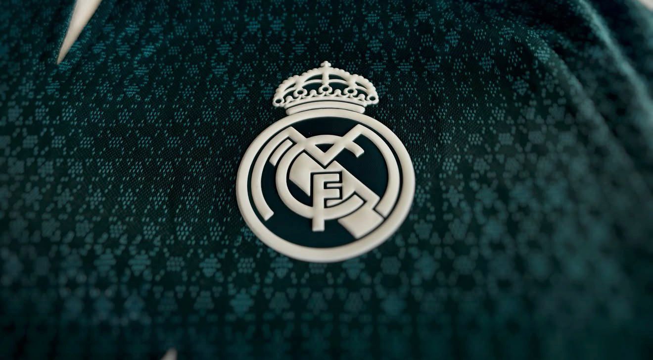 Real Madrid 2027 Yeşil Forma